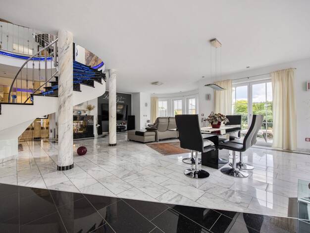 Villa zum Kauf 1.249.000 € 9,5 Zimmer 454 m² 2.246 m² Grundstück Haselmühl Kümmersbruck 92245