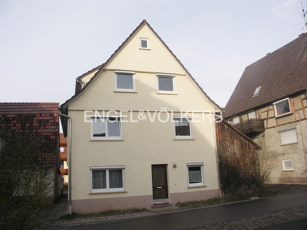 Mehrfamilienhaus zum Kauf 498.000 € 7 Zimmer 162 m²<br/>Wohnfläche 140 m²<br/>Grundstück Unterjesingen Tübingen 72070