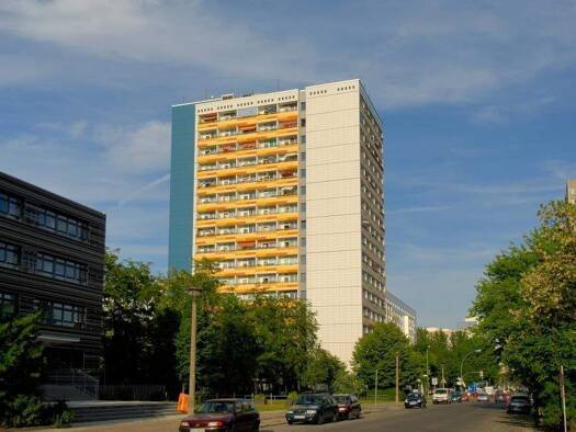 Wohnung zur Miete nur mit Wohnberechtigungsschein 365 € 2 Zimmer 50,4 m² 14. Geschoss Singerstraße 83 Friedrichshain Berlin 10243