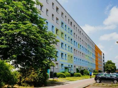 Wohnung zur Miete 343 € 3 Zimmer 57,2 m² 4. Geschoss frei ab 01.08.2025 Zielona-Gora-Straße 7 Sachsendorf Cottbus 03048