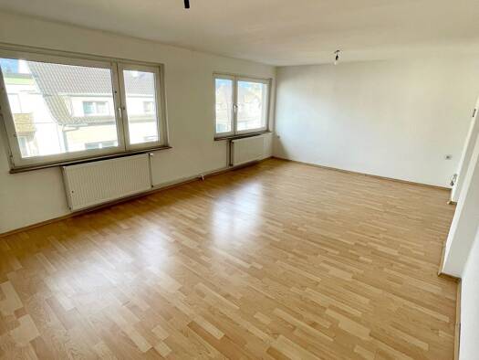 Wohnung zur Miete 950 € 1 Zimmer 75 m² Geschoss 2/4 frei ab sofort Frankfurter Straße 73 Troisdorf 53840