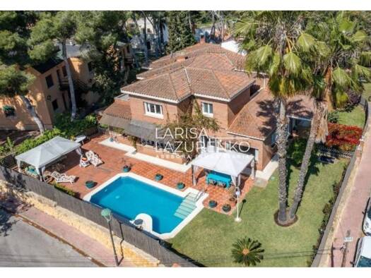 Chalet zum Kauf 890.000 € 6 Zimmer 510 m² 849 m² Grundstück Tarragona 43007