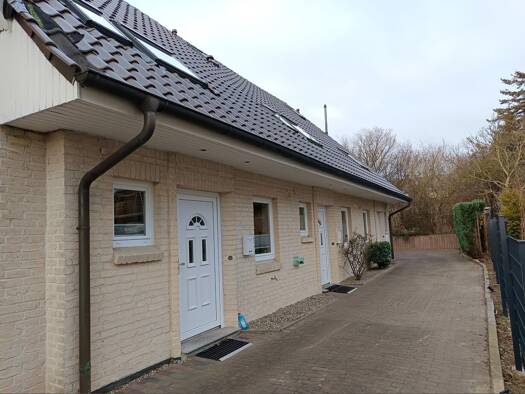 Reihenmittelhaus zum Kauf 320.000 € 4 Zimmer 72,5 m² 674 m² Grundstück Grömitz Grömitz 23743