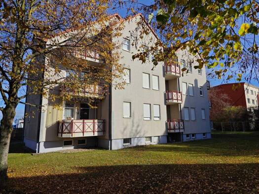 Wohnung zur Miete 303 € 1 Zimmer 37,8 m² EG Broner Ring 12 Grimma 04668