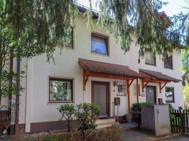 Reihenmittelhaus zum Kauf 758.000 € 5 Zimmer 137 m² 213 m² Grundstück frei ab sofort Fürstenfeldbruck 82256