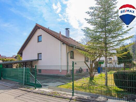 Einfamilienhaus zum Kauf 285.000 € 2,5 Zimmer 65 m² 622 m² Grundstück Stühlingen 79780