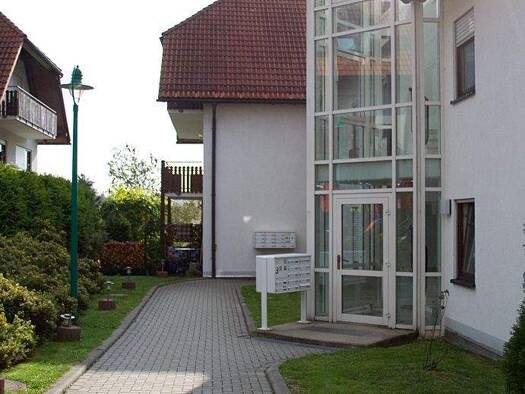 Wohnung zur Miete 260 € 1 Zimmer 30,7 m² 1. Geschoss frei ab 01.01.2026 An den Dorfwiesen 3 Seifersdorf 01454