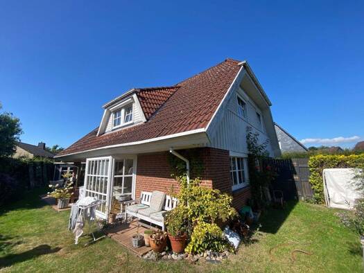 Haus zum Kauf 520.000 € 7 Zimmer 128,5 m² 434 m² Grundstück Elmshorn 25335