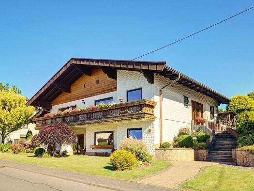 Einfamilienhaus zum Kauf 385.000 € 9 Zimmer 210 m² 788 m² Grundstück Oellingen Höhn 56462