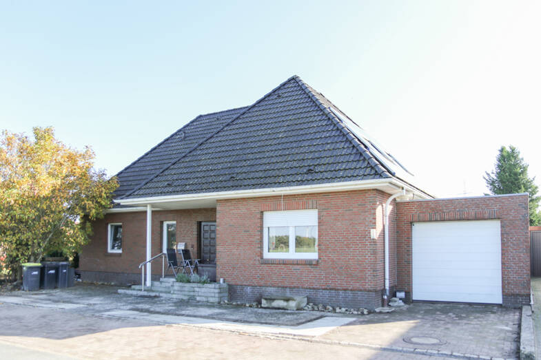 Mehrfamilienhaus zum Kauf 420.000 € 10 Zimmer 255 m² 899 m² Grundstück Ristedt Syke 28857