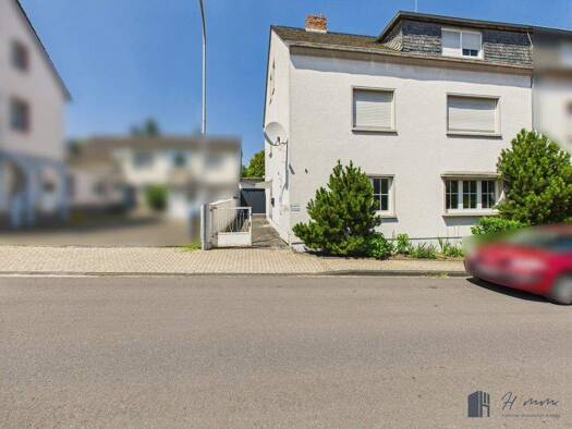 Mehrfamilienhaus zum Kauf 550.000 € 6 Zimmer 249 m² 343 m² Grundstück Metternich Koblenz 56072