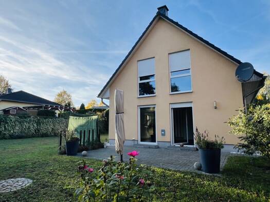Einfamilienhaus zum Kauf 499.999 € 4 Zimmer 104 m² 593 m² Grundstück Neuenhagen bei Berlin 15366