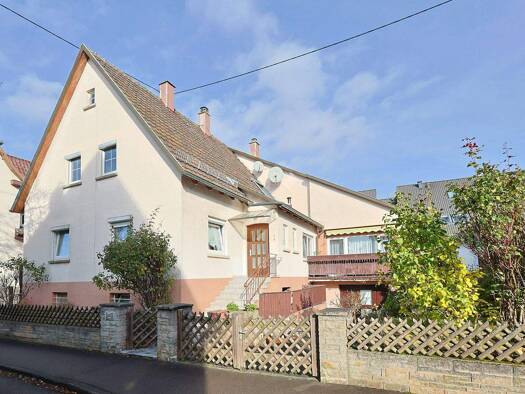 Wohnung zum Kauf 250.000 € 4,5 Zimmer 81 m² 1. Geschoss frei ab sofort Renningen 71272