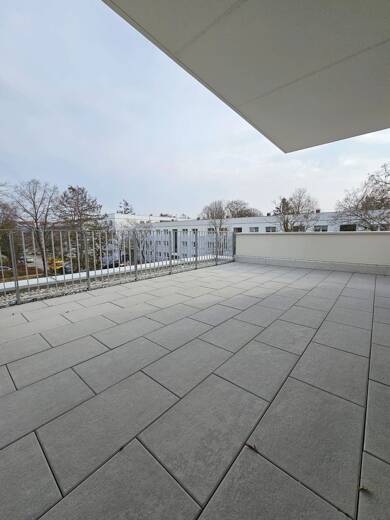 Wohnung zur Miete 1.368 € 3 Zimmer 109,4 m² 3. Geschoss frei ab sofort Erzgebirgstrasse 12/14 Niederndirf Waldkraiburg 84478