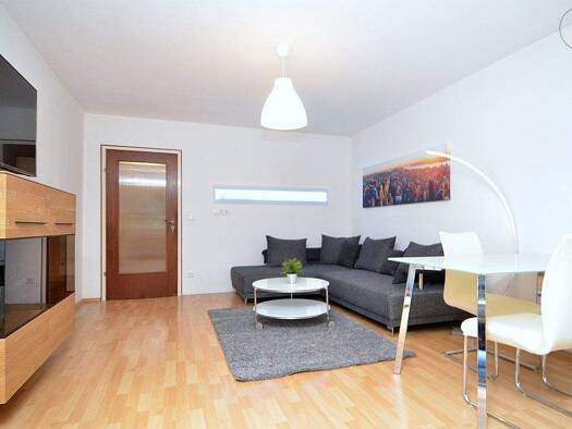 Wohnung zur Miete Wohnen auf Zeit 835 € 2 Zimmer 55 m² frei ab sofort Falkenheim Nürnberg 90469