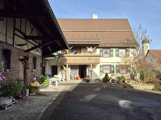 Bauernhaus zum Kauf 265.000 € 8 Zimmer 179 m² 943 m² Grundstück Harthausen Gammertingen 72501