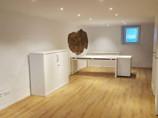 Verkaufsfläche zur Miete 1.000 € 1 Zimmer 70 m² Verkaufsfläche Villingen Villingen-Schwenningen 78050