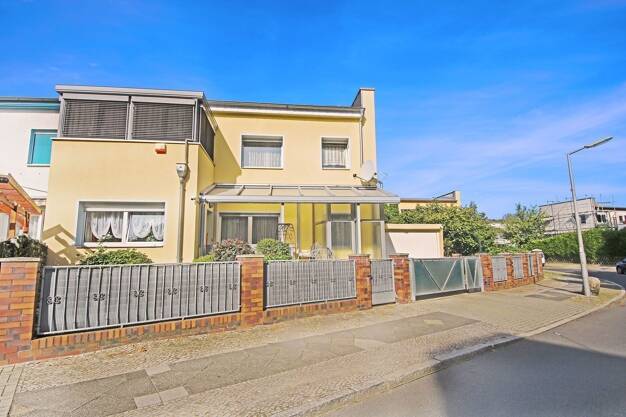 Reihenendhaus zum Kauf 525.000 € 4 Zimmer 117 m² 264 m² Grundstück Britz Berlin 12359