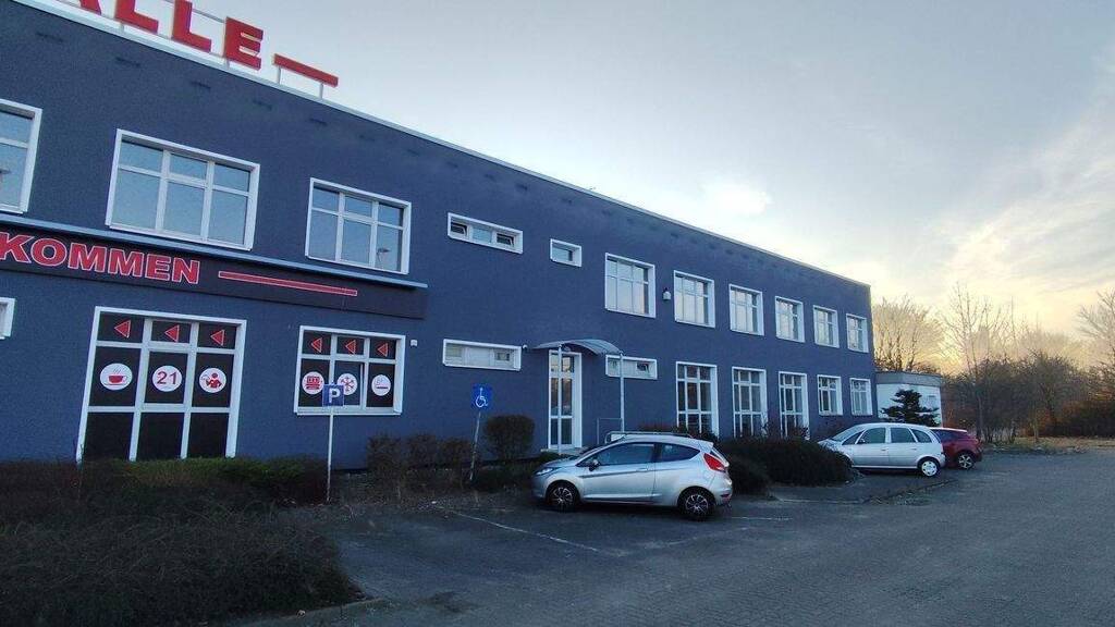 Büro zur Miete 4.500 € 15 Zimmer 480 m² Bürofläche teilbar von 80 m² bis 240 m² Trelleborger Straße 1 Lütten Klein Rostock 18107