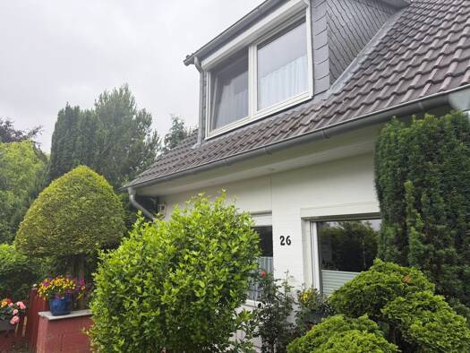 Reihenendhaus zum Kauf 325.000 € 3 Zimmer 103 m² frei ab sofort Götzberger Straße 26 Henstedt-Ulzburg 24558
