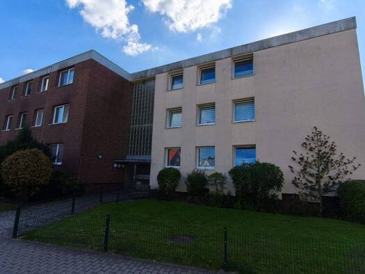 Wohnung zum Kauf 179.000 € 2,5 Zimmer 80,3 m² Uetersen 25436