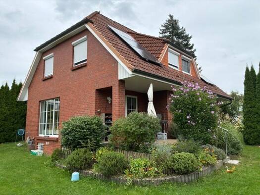 Einfamilienhaus zur Miete 1.400 € 4 Zimmer 135 m² 550 m² Grundstück frei ab 01.12.2026 Friedrichsthal Schwerin 19057