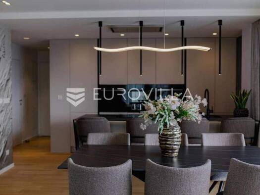 Wohnung zur Miete 1.500 € 2 Zimmer 87 m² 2. Geschoss Znjan Znjan - Stobrec 21000