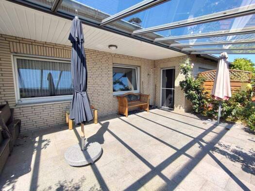 Einfamilienhaus zum Kauf 393.000 € 4 Zimmer 118 m² 1.262 m² Grundstück frei ab sofort Gifhorn 38518