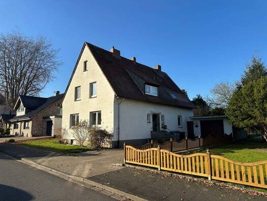 Haus zum Kauf provisionsfrei 318.000 € 7 Zimmer 679 m² Grundstück frei ab sofort Obernbeck Löhne 32584