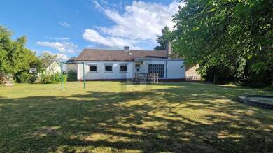 Einfamilienhaus zum Kauf 250.000 € 6 Zimmer 176 m² 1.277 m² Grundstück Elze Elze 31008