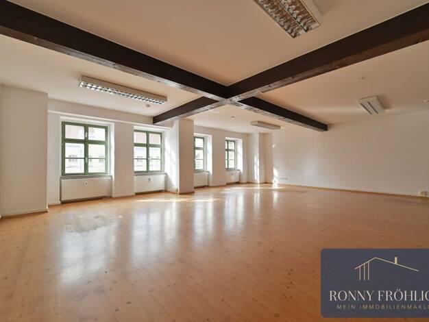 Büro zur Miete 490 € 2 Zimmer 83,6 m² Bürofläche Hauptmarkt 17 Innenstadt Zwickau 08056