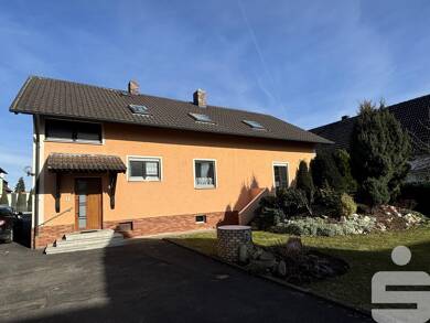Mehrfamilienhaus zum Kauf 349.000 € 8 Zimmer 165 m² 530 m² Grundstück Dachelhofen Schwandorf 92421