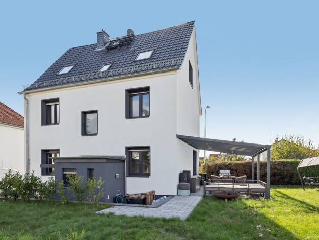 Einfamilienhaus zum Kauf 748.000 € 6 Zimmer 154,8 m² 687 m² Grundstück Nieder-Wöllstadt Wöllstadt 61206