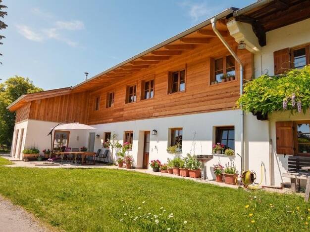 Wohnung zur Miete 1.450 € 4 Zimmer 112 m² 2. Geschoss frei ab 01.12.2026 Riedberg Irschenberg 83737