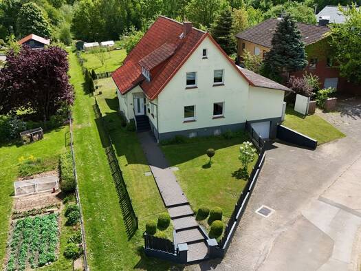 Mehrfamilienhaus zum Kauf 249.000 € 9 Zimmer 209 m² 682 m² Grundstück Burgstraße 7 Suterode Katlenburg-Lindau 37191