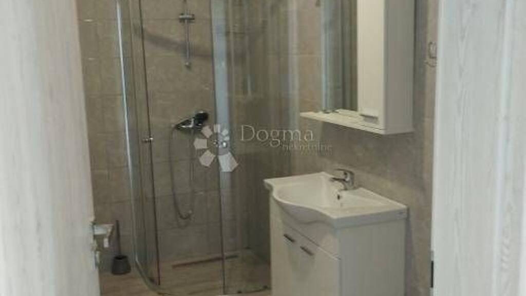 Haus zum Kauf 499.000 € 12 Zimmer 350 m² Benkovac