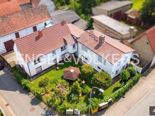 Einfamilienhaus zum Kauf 130.000 € 7 Zimmer 200,8 m² 781 m² Grundstück Zeitz Zeitz 06711