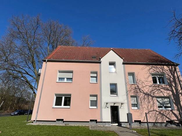 Wohnung zur Miete 455 € 1 Zimmer 41,8 m² 1. Geschoss frei ab 31.08.2026 Arenbergstr. 74 Karnap Stadtbezirk V 45329