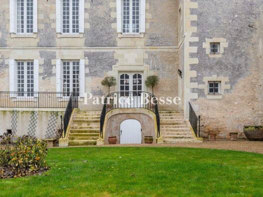 Reihenmittelhaus zum Kauf 835.000 € 16 Zimmer 405 m² Saumur 49400