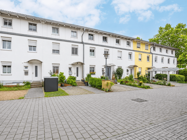 Reihenmittelhaus zum Kauf 299.000 € 5 Zimmer 118 m² 135 m² Grundstück Hönow Hoppegarten 15366
