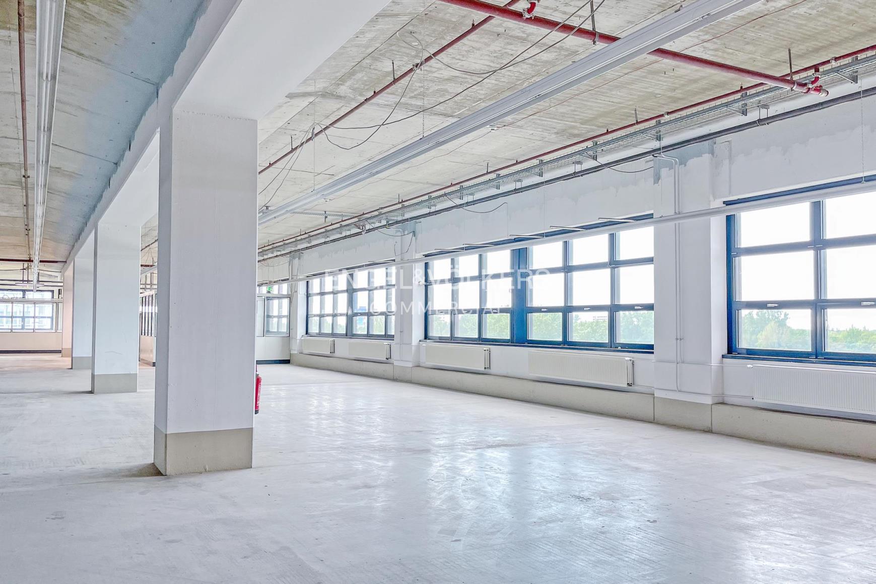 Halle/Industriefläche zur Miete provisionsfrei 2.408 m²<br/>Lagerfläche ab 2.408 m²<br/>Teilbarkeit Tegel Berlin 13507