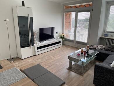 Wohnung zur Miete 880 € 2,5 Zimmer 60 m² Geschoss 4/4 frei ab 01.09.2025 Wahlbezirk 21 Elmshorn 25336