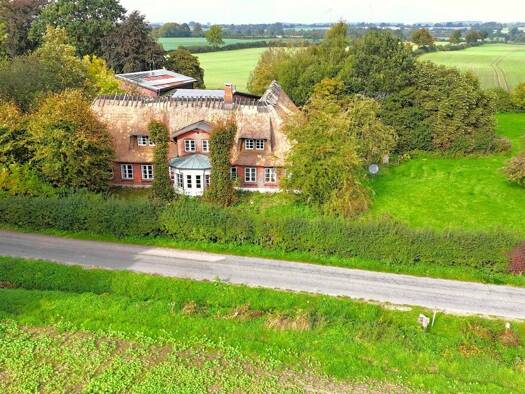 Einfamilienhaus zum Kauf provisionsfrei 895.000 € 11 Zimmer 419 m² 5.871 m² Grundstück Twedt Twedt 24894