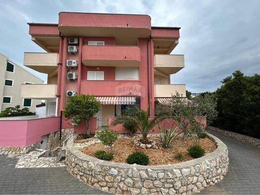 Wohnung zum Kauf 285.000 € 4 Zimmer 130 m² Novalja