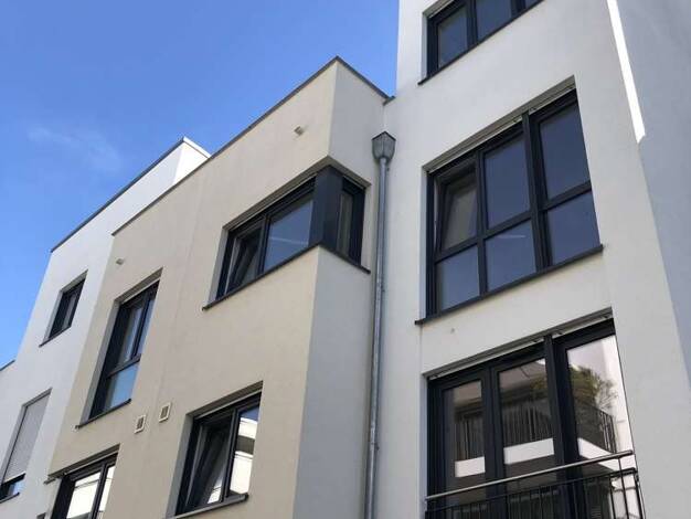 Reihenmittelhaus zum Kauf 1.190.000 € 4 Zimmer 140 m² 129 m² Grundstück Nell-Breuning-Straße 35 Sachsenhausen Frankfurt am Main 60596