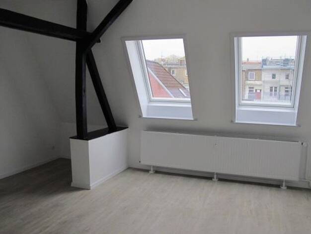 Wohnung zur Miete 950 € 3 Zimmer 70 m² Dachgeschoss, 4. Geschoss Kiel 24114