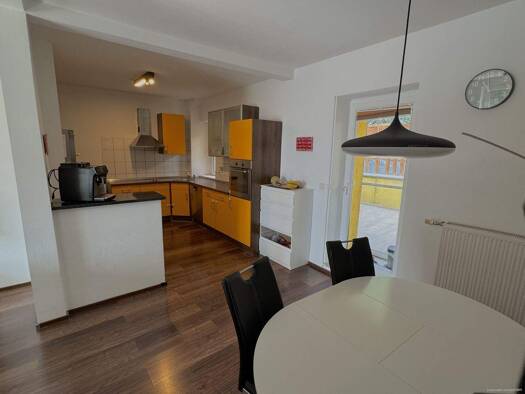 Einfamilienhaus zum Kauf 159.000 € 3 Zimmer 95 m² 149 m² Grundstück Innenstadt Neunkirchen/Saar 66538