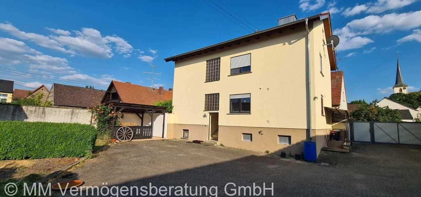 Immobilie in Hofheim in Unterfranken - Großes Anwesen mit viel Potential - Bild 0