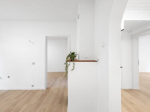 Wohnung zur Miete 900 € 2 Zimmer 53,8 m² EG Reinhausen Regensburg 93059