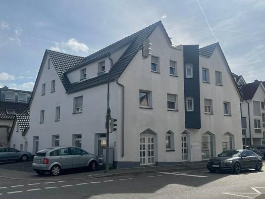 Laden zur Miete 1.890 € 1 Zimmer 90 m² Verkaufsfläche Leonberger Straße 26 Eltingen Leonberg 71229